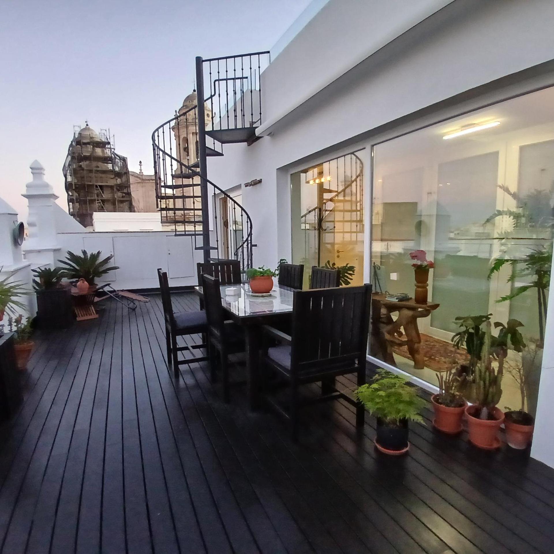 Апартаменти ***** Attic With Impressive Views And Jacuzzi Кадіс Екстер'єр фото